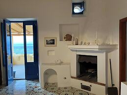 Casa Bacco, Capistello