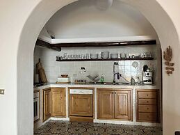 Casa Bacco, Capistello