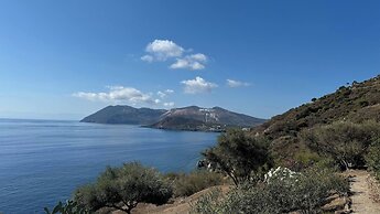 Casa Bacco, Capistello