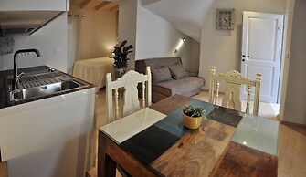 Room-triple Studio in the City Center