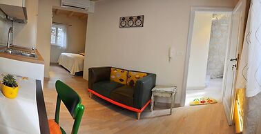 Modern Studio in the City Center