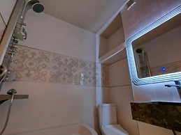 Baku Lake view 3 bedrooms apartment