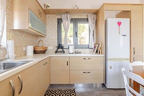 Aurora Spinalonga Garden Cottage