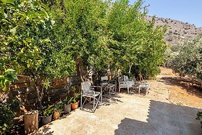 Aurora Spinalonga Garden Cottage