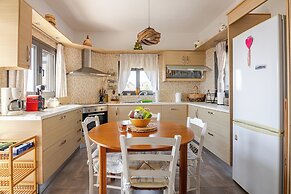 Aurora Spinalonga Garden Cottage