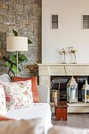 Aurora Spinalonga Garden Cottage