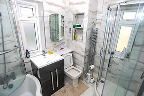 Luxury House in London