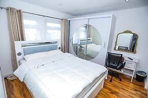 Luxury House in London