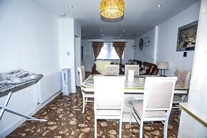 Luxury House in London