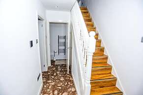 Luxury House in London