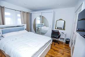 Luxury House in London