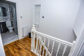 Luxury House in London