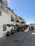 Villa With Pool, Walk to Beach, Restaurants, Shops