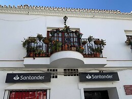 Villa With Pool, Walk to Beach, Restaurants, Shops