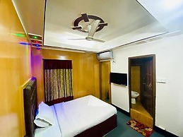 Hotel Luxury Inn