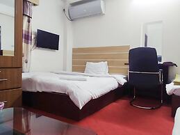 Hotel Luxury Inn