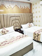 Hotel Luxury Inn