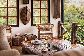 Hemingways Eden Residence
