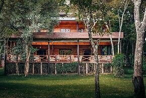 Hemingways Eden Residence
