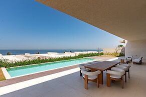 Exclusive 21 Ajman 4BR Villa w Private Pool and Beach