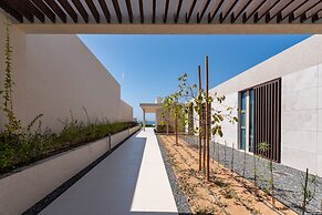 Exclusive 21 Ajman 4BR Villa w Private Pool and Beach
