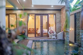 Bulan Adi Villa By Reccoma