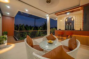 Bulan Adi Villa By Reccoma