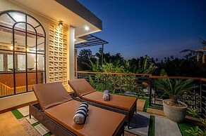 Bulan Adi Villa By Reccoma
