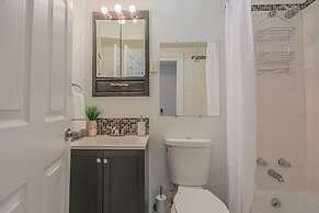 Peaceful One Bedroom Home Near Chicago