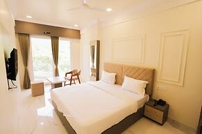 Hotel Indra Palace