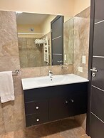 Huinid Pioneros Aparts