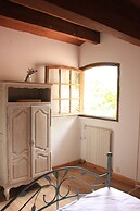 Yacumama Guesthouse