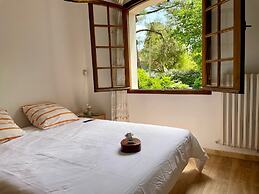 Yacumama Guesthouse