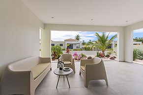 Infinity Blue villa with private pool