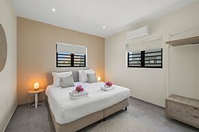 Infinity Blue villa with private pool