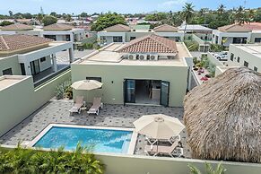 Infinity Blue villa with private pool