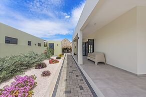 Infinity Blue villa with private pool