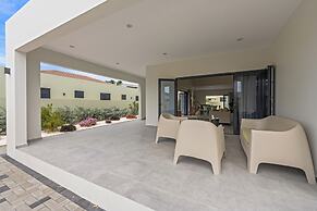 Infinity Blue villa with private pool