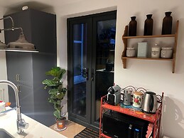 Seaside Apartment Bournemouth - Sleeps4-wifi