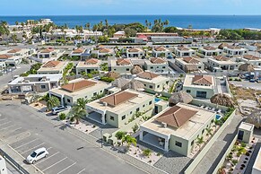 Villa pura vida with pool at mambo beach