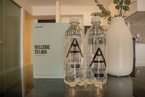 Aquilaria 1001A by Wynwood House