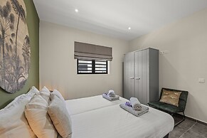 Villa Jasmijn  with private pool, at Mambo Beach