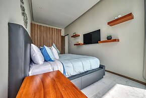 Apartments with Beach Access