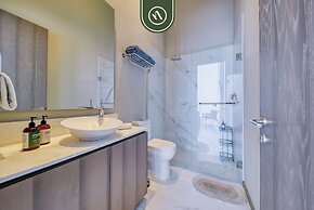 Apartments with Beach Access