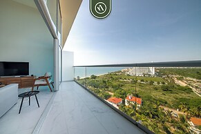 Apartments with Beach Access