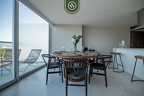 Apartments with Beach Access