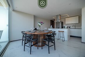 Apartments with Beach Access