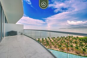 Apartments with Beach Access