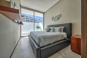 Apartments with Beach Access