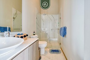 Apartments with Beach Access